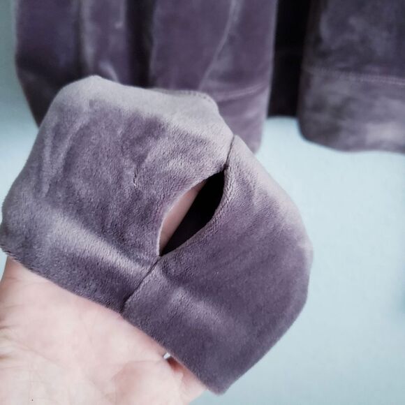 Offline by Aerie After Party Velvour Cropped Hoodie - Picture 2 of 8